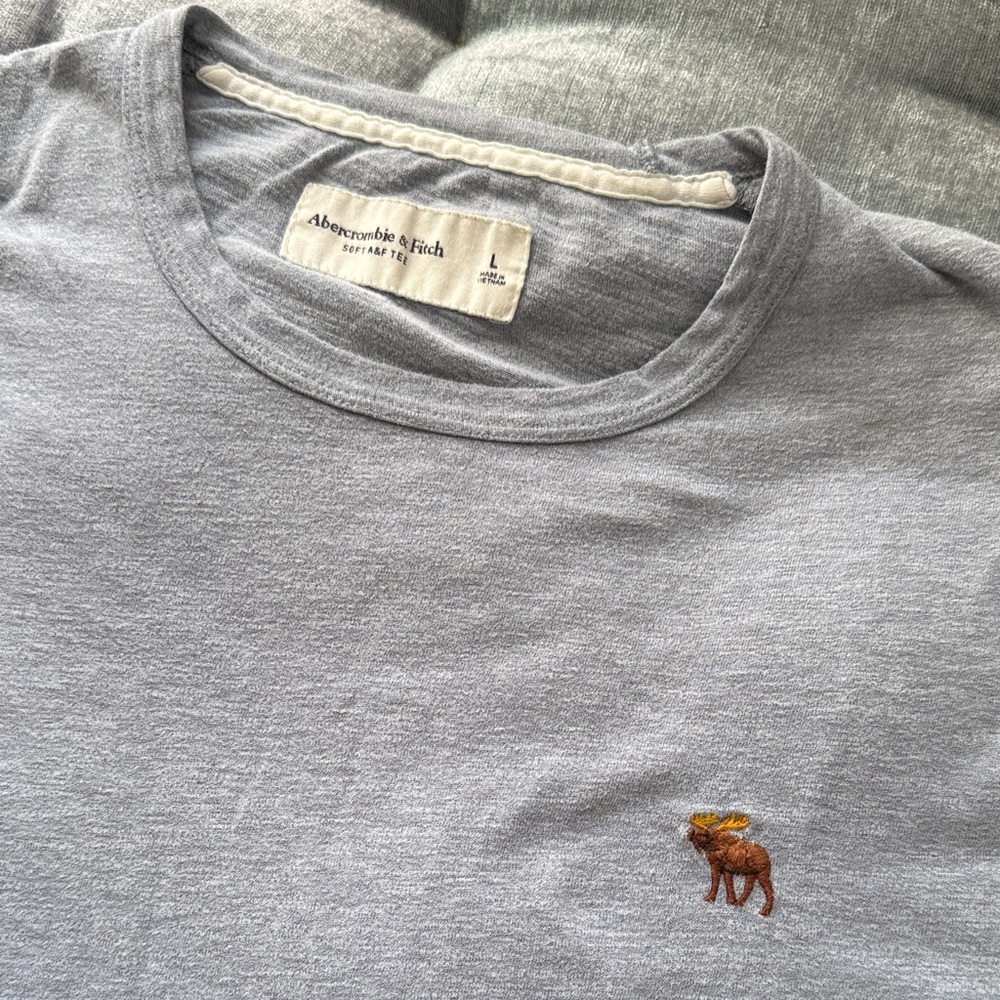 Abercrombie & Fitch denim blue Tee with Logo size L large